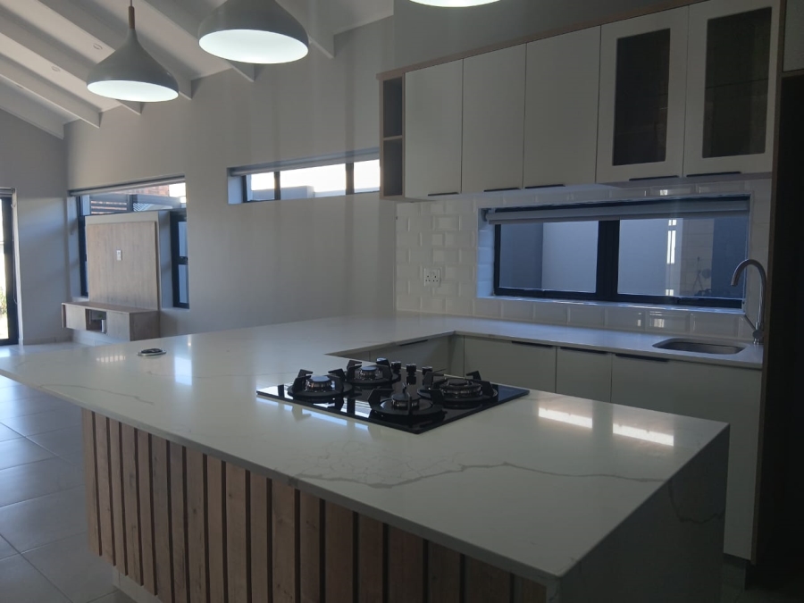 To Let 3 Bedroom Property for Rent in Dana Bay Western Cape